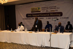 group_img2-64